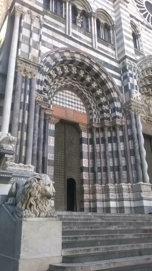 La Casa Accanto Al Duomo Genua Zewnętrze zdjęcie
